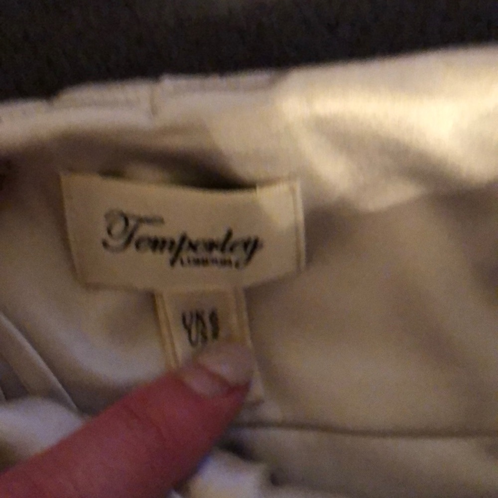 designer lace up skirt - Picture 3 of 3